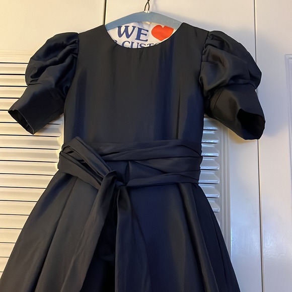 Condition:new never used.brand Milano. Size. 5y-7y.color navy blue.soft linen. - Picture 4 of 4